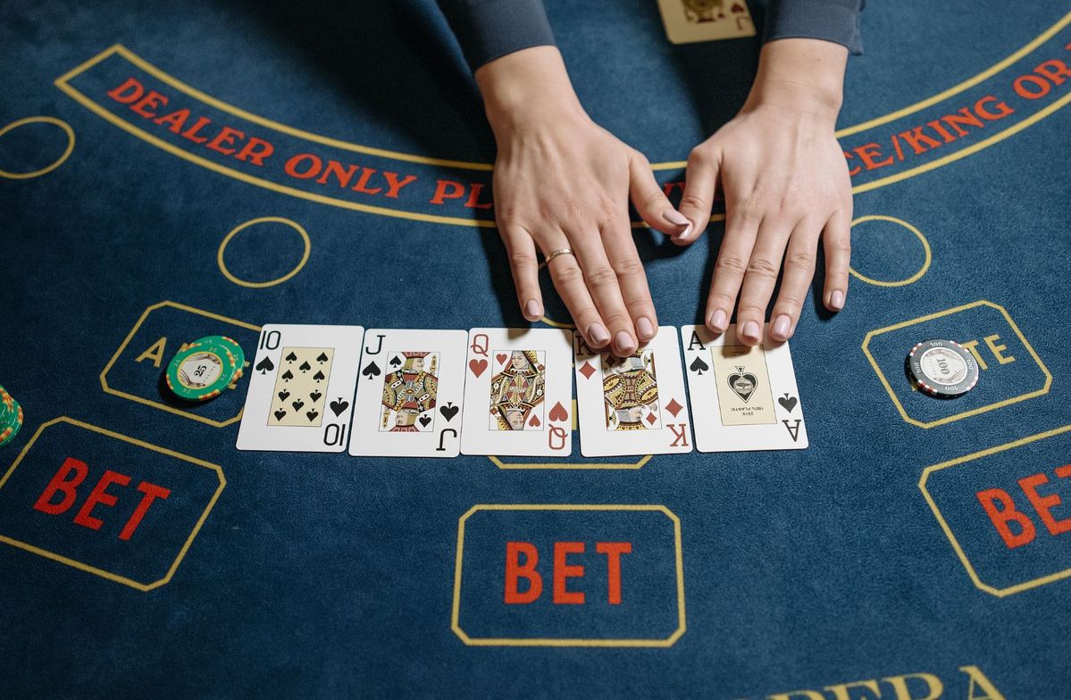 Cosmobet Live Casino